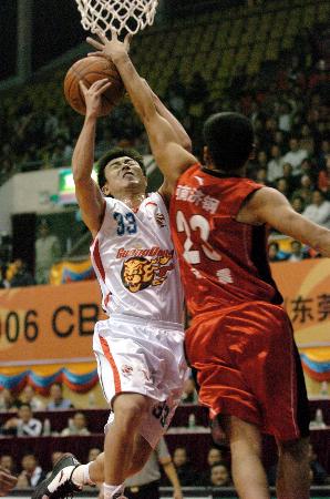 轮秀刘易斯 轮秀刘易斯