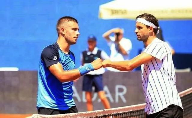 外形成双重 外形成双重